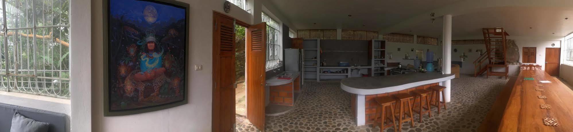 タラポト Yacumaman Sanctuaryヴィラ エクステリア 写真